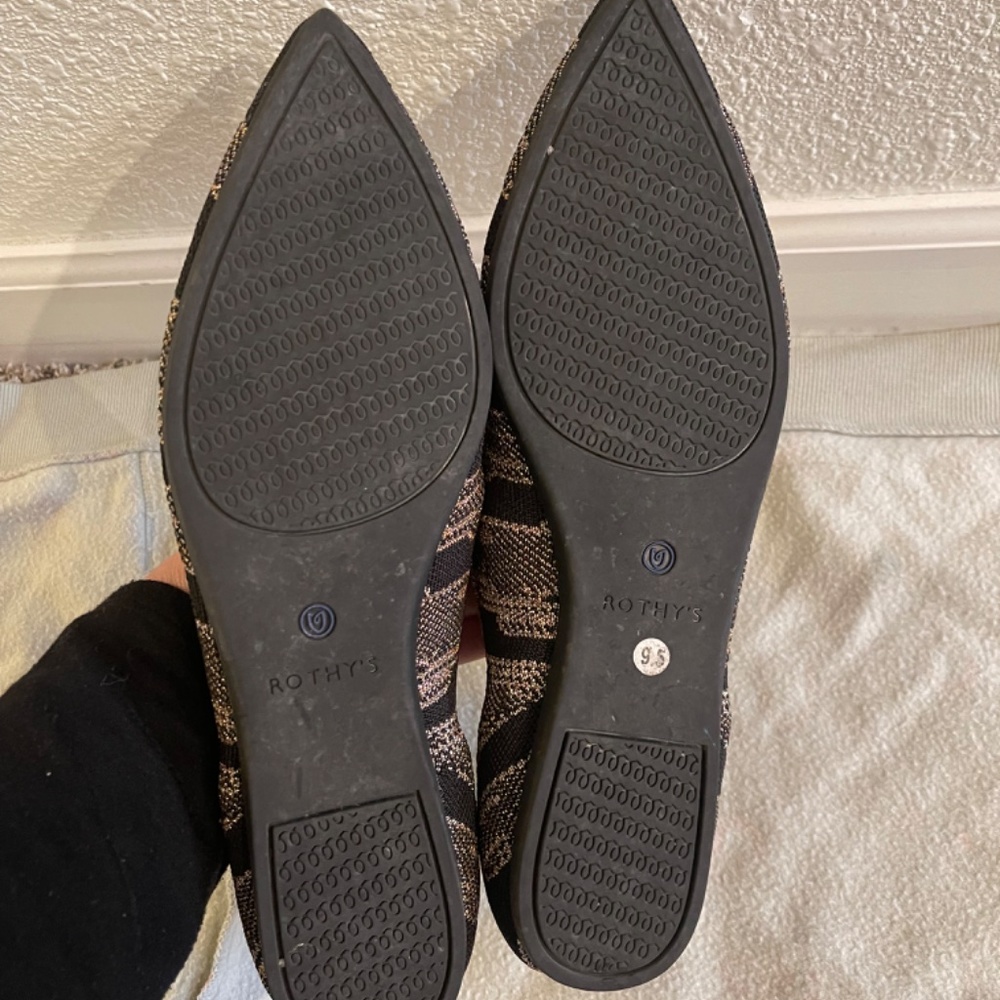 Rothys Golden Shimmer Points Size 9.5 - image 2